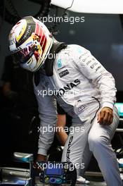 Lewis Hamilton (GBR) Mercedes AMG F1 W07 Hybrid. 29.10.2016. Formula 1 World Championship, Rd 4, Russian Grand Prix, Sochi Autodrom, Sochi, Russia, Practice Day.