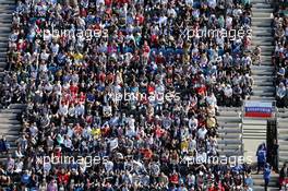 Fans in the grandstand. 01.05.2016. Formula 1 World Championship, Rd 4, Russian Grand Prix, Sochi Autodrom, Sochi, Russia, Race Day.