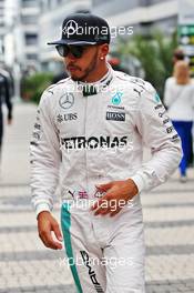 Lewis Hamilton (GBR) Mercedes AMG F1. 30.04.2016. Formula 1 World Championship, Rd 4, Russian Grand Prix, Sochi Autodrom, Sochi, Russia, Qualifying Day.