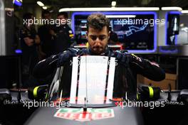 Daniel Ricciardo (AUS) Red Bull Racing RB12 with the Aero Screen. 28.04.2016. Formula 1 World Championship, Rd 4, Russian Grand Prix, Sochi Autodrom, Sochi, Russia, Preparation Day.
