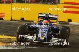 Felipe Nasr (BRA) Sauber C35. 16.09.2016. Formula 1 World Championship, Rd 15, Singapore Grand Prix, Marina Bay Street Circuit, Singapore, Practice Day.