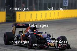 Daniil Kvyat (RUS), Scuderia Toro Rosso  16.09.2016. Formula 1 World Championship, Rd 15, Singapore Grand Prix, Marina Bay Street Circuit, Singapore, Practice Day.