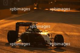 Sergio Perez (MEX) Sahara Force India F1 VJM09. 16.09.2016. Formula 1 World Championship, Rd 15, Singapore Grand Prix, Marina Bay Street Circuit, Singapore, Practice Day.