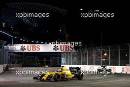Kevin Magnussen (DEN), Renault Sport F1 Team  16.09.2016. Formula 1 World Championship, Rd 15, Singapore Grand Prix, Marina Bay Street Circuit, Singapore, Practice Day.