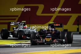 Carlos Sainz Jr (ESP) Scuderia Toro Rosso STR11. 18.09.2016. Formula 1 World Championship, Rd 15, Singapore Grand Prix, Marina Bay Street Circuit, Singapore, Race Day.