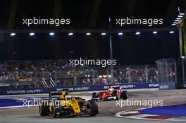 Kevin Magnussen (DEN) Renault Sport F1 Team RS16. 18.09.2016. Formula 1 World Championship, Rd 15, Singapore Grand Prix, Marina Bay Street Circuit, Singapore, Race Day.