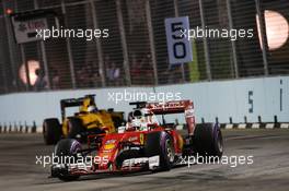 Sebastian Vettel (GER) Ferrari SF16-H. 18.09.2016. Formula 1 World Championship, Rd 15, Singapore Grand Prix, Marina Bay Street Circuit, Singapore, Race Day.