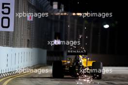 Kevin Magnussen (DEN), Renault Sport F1 Team  17.09.2016. Formula 1 World Championship, Rd 15, Singapore Grand Prix, Marina Bay Street Circuit, Singapore, Qualifying Day.