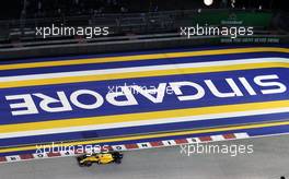 Kevin Magnussen (DEN) Renault Sport F1 Team RS16. 17.09.2016. Formula 1 World Championship, Rd 15, Singapore Grand Prix, Marina Bay Street Circuit, Singapore, Qualifying Day.