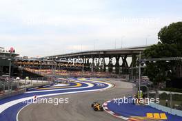 Jolyon Palmer (GBR), Renault Sport F1 Team  17.09.2016. Formula 1 World Championship, Rd 15, Singapore Grand Prix, Marina Bay Street Circuit, Singapore, Qualifying Day.