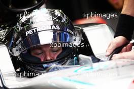Nico Rosberg (GER) Mercedes AMG F1 W07 Hybrid. 17.09.2016. Formula 1 World Championship, Rd 15, Singapore Grand Prix, Marina Bay Street Circuit, Singapore, Qualifying Day.