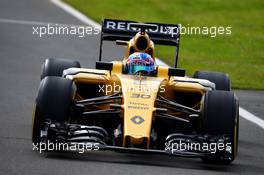Jolyon Palmer (GBR) Renault Sport F1 Team RE16. 13.07.2016. Formula One In-Season Testing, Day Two, Silverstone, England. Wednesday.