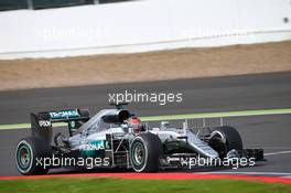 Esteban Ocon (FRA) Mercedes AMG F1 W07 Hybrid Test Driver. 13.07.2016. Formula One In-Season Testing, Day Two, Silverstone, England. Wednesday.