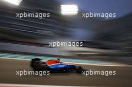 Pascal Wehrlein (GER) Manor Racing MRT05. 25.11.2016. Formula 1 World Championship, Rd 21, Abu Dhabi Grand Prix, Yas Marina Circuit, Abu Dhabi, Practice Day.