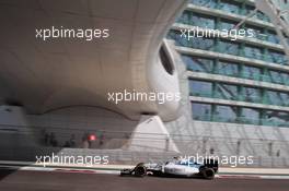 Valtteri Bottas (FIN) Williams FW38. 25.11.2016. Formula 1 World Championship, Rd 21, Abu Dhabi Grand Prix, Yas Marina Circuit, Abu Dhabi, Practice Day.