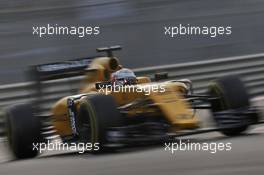 Kevin Magnussen (DEN) Renault Sport F1 Team RS16. 25.11.2016. Formula 1 World Championship, Rd 21, Abu Dhabi Grand Prix, Yas Marina Circuit, Abu Dhabi, Practice Day.