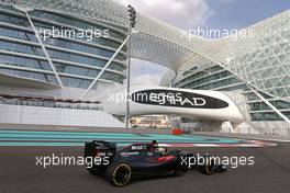 Jenson Button (GBR) McLaren F1  25.11.2016. Formula 1 World Championship, Rd 21, Abu Dhabi Grand Prix, Yas Marina Circuit, Abu Dhabi, Practice Day.