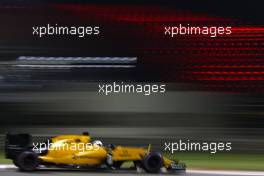 Kevin Magnussen (DEN) Renault Sport F1 Team  25.11.2016. Formula 1 World Championship, Rd 21, Abu Dhabi Grand Prix, Yas Marina Circuit, Abu Dhabi, Practice Day.