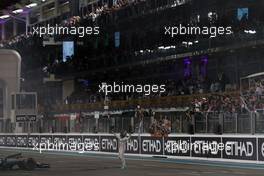 Nico Rosberg (GER) Mercedes AMG F1 celebrates his second position and World Championship at the end of the race. 27.11.2016. Formula 1 World Championship, Rd 21, Abu Dhabi Grand Prix, Yas Marina Circuit, Abu Dhabi, Race Day.