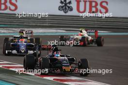 Daniil Kvyat (RUS) Scuderia Toro Rosso STR11. 27.11.2016. Formula 1 World Championship, Rd 21, Abu Dhabi Grand Prix, Yas Marina Circuit, Abu Dhabi, Race Day.