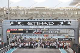 The grid before the start of the race. 27.11.2016. Formula 1 World Championship, Rd 21, Abu Dhabi Grand Prix, Yas Marina Circuit, Abu Dhabi, Race Day.
