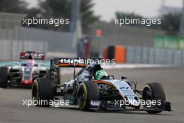 Nico Hulkenberg (GER) Sahara Force India F1   27.11.2016. Formula 1 World Championship, Rd 21, Abu Dhabi Grand Prix, Yas Marina Circuit, Abu Dhabi, Race Day.