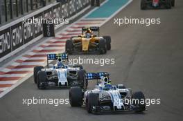 Felipe Massa (BRA) Williams FW38 leads team mate Valtteri Bottas (FIN) Williams FW38. 27.11.2016. Formula 1 World Championship, Rd 21, Abu Dhabi Grand Prix, Yas Marina Circuit, Abu Dhabi, Race Day.