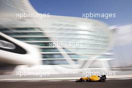 Kevin Magnussen (DEN) Renault Sport F1 Team RS16. 26.11.2016. Formula 1 World Championship, Rd 21, Abu Dhabi Grand Prix, Yas Marina Circuit, Abu Dhabi, Qualifying Day.