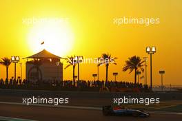 Esteban Ocon (FRA) Manor Racing  26.11.2016. Formula 1 World Championship, Rd 21, Abu Dhabi Grand Prix, Yas Marina Circuit, Abu Dhabi, Qualifying Day.