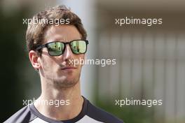 Romain Grosjean (FRA) Haas F1 Team. 24.11.2016. Formula 1 World Championship, Rd 21, Abu Dhabi Grand Prix, Yas Marina Circuit, Abu Dhabi, Preparation Day.