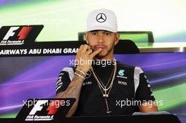 Lewis Hamilton (GBR) Mercedes AMG F1 in the FIA Press Conference. 24.11.2016. Formula 1 World Championship, Rd 21, Abu Dhabi Grand Prix, Yas Marina Circuit, Abu Dhabi, Preparation Day.