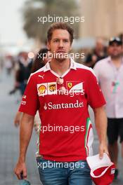 Sebastian Vettel (GER) Ferrari. 24.11.2016. Formula 1 World Championship, Rd 21, Abu Dhabi Grand Prix, Yas Marina Circuit, Abu Dhabi, Preparation Day.