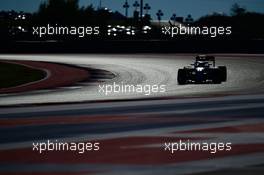 Valtteri Bottas (FIN) Williams FW38 with the Halo cockpit cover. 21.10.2016. Formula 1 World Championship, Rd 18, United States Grand Prix, Austin, Texas, USA, Practice Day.