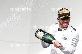 Lewis Hamilton (GBR) Mercedes AMG F1 W07 . 23.10.2016. Formula 1 World Championship, Rd 18, United States Grand Prix, Austin, Texas, USA, Race Day.