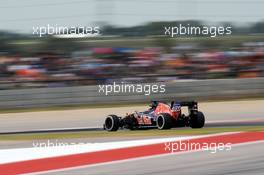 Daniil Kvyat (RUS) Scuderia Toro Rosso STR11. 23.10.2016. Formula 1 World Championship, Rd 18, United States Grand Prix, Austin, Texas, USA, Race Day.