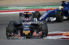 Daniil Kvyat (RUS) Scuderia Toro Rosso STR11. 23.10.2016. Formula 1 World Championship, Rd 18, United States Grand Prix, Austin, Texas, USA, Race Day.