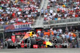 Daniel Ricciardo (AUS) Red Bull Racing RB12. 23.10.2016. Formula 1 World Championship, Rd 18, United States Grand Prix, Austin, Texas, USA, Race Day.