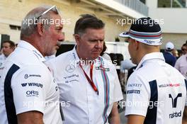 (L to R): Brad Hollinger (USA) Williams Non-Executive Director with Mike O'Driscoll (GBR) Williams Group CEO and Valtteri Bottas (FIN) Williams. 22.10.2016. Formula 1 World Championship, Rd 18, United States Grand Prix, Austin, Texas, USA, Qualifying Day.