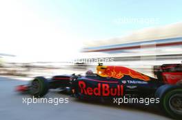Max Verstappen (NLD) Red Bull Racing RB12 practices a pit stop. 22.10.2016. Formula 1 World Championship, Rd 18, United States Grand Prix, Austin, Texas, USA, Qualifying Day.