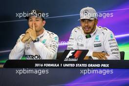 (L to R): Nico Rosberg (GER) Mercedes AMG F1 with team mate Lewis Hamilton (GBR) Mercedes AMG F1 in the FIA Press Conference. 22.10.2016. Formula 1 World Championship, Rd 18, United States Grand Prix, Austin, Texas, USA, Qualifying Day.