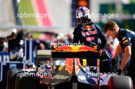Daniel Ricciardo (AUS) Red Bull Racing RB12 in qualifying parc ferme. 22.10.2016. Formula 1 World Championship, Rd 18, United States Grand Prix, Austin, Texas, USA, Qualifying Day.