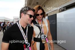 Jeff Gordon (USA) Former NASCAR Driver with his wife Ingrid Vandebosch (BEL). 23.10.2016. Formula 1 World Championship, Rd 18, United States Grand Prix, Austin, Texas, USA, Race Day.