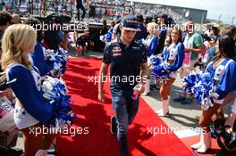 Max Verstappen (NLD) Red Bull Racing on the drivers parade. 23.10.2016. Formula 1 World Championship, Rd 18, United States Grand Prix, Austin, Texas, USA, Race Day.