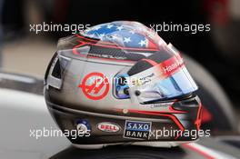 The helmet of Romain Grosjean (FRA) Haas F1 Team, celebrating his 100th GP, at a team photograph. 23.10.2016. Formula 1 World Championship, Rd 18, United States Grand Prix, Austin, Texas, USA, Race Day.
