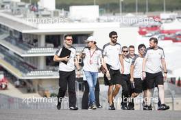 Esteban Gutierrez (MEX) Haas F1 Team walks the circuit with the team. 20.10.2016. Formula 1 World Championship, Rd 18, United States Grand Prix, Austin, Texas, USA, Preparation Day.