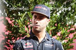 Daniel Ricciardo (AUS) Red Bull Racing. 20.10.2016. Formula 1 World Championship, Rd 18, United States Grand Prix, Austin, Texas, USA, Preparation Day.