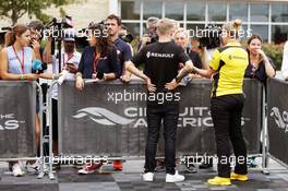 Kevin Magnussen (DEN) Renault Sport F1 Team with the media. 20.10.2016. Formula 1 World Championship, Rd 18, United States Grand Prix, Austin, Texas, USA, Preparation Day.
