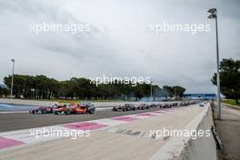 start, Mikkel Jensen (DNK) kfzteile24 Mücke Motorsport Dallara F312 – Mercedes-Benz,Ralf Aron (EST) Prema Powerteam Dallara F312 – Mercedes-Benz,  02.04.2016. FIA F3 European Championship 2016, Round 1, Race 2, Paul Ricard, France