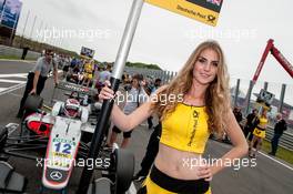 Grid girl, George Russell (GBR) HitechGP Dallara F312 - Mercedes-Benz,  16.07.2016. FIA F3 European Championship 2016, Round 6, Race 2, Zandvoort, Germany