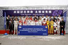 Groupshoot with all drivers. 19.11.2016. FIA Formula 3 World Cup Macau, Macau, China
